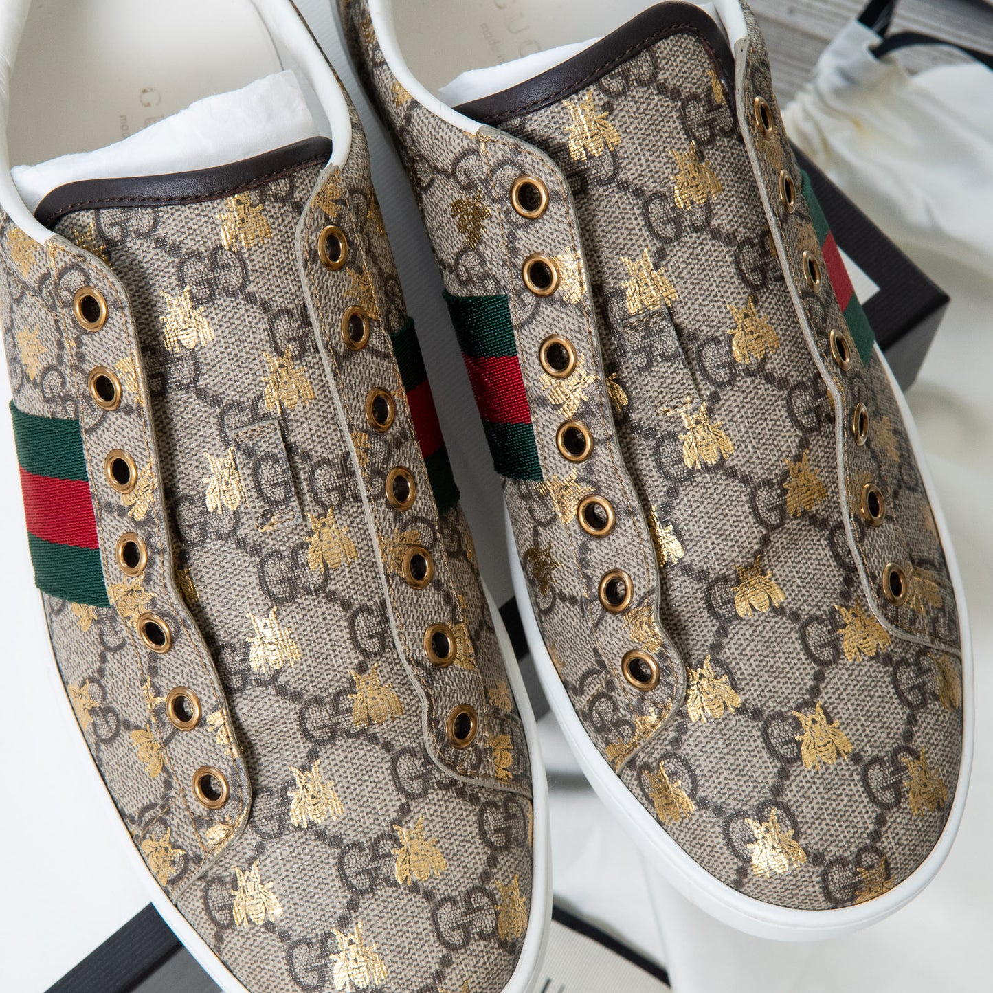 Gucci GG Supreme Brown Canvas Bee Motif Ace Sneakers Size 39