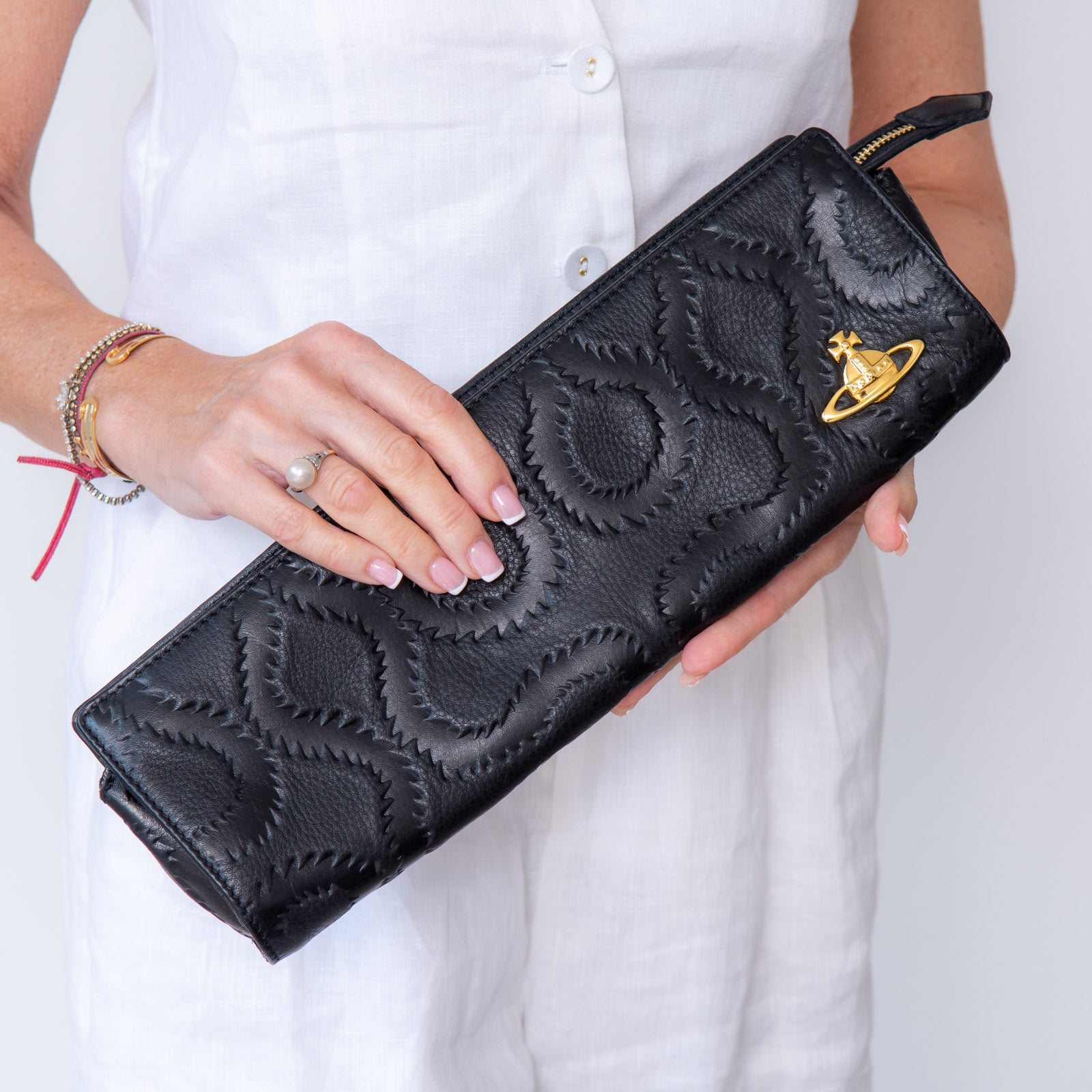 Vivienne Westwood Authenticated Handbag