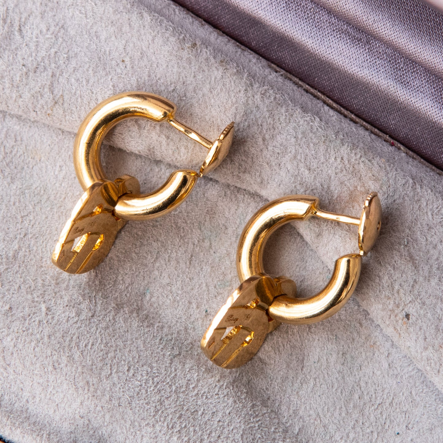 Poiray Yellow Gold Interlaced Hear Earrings