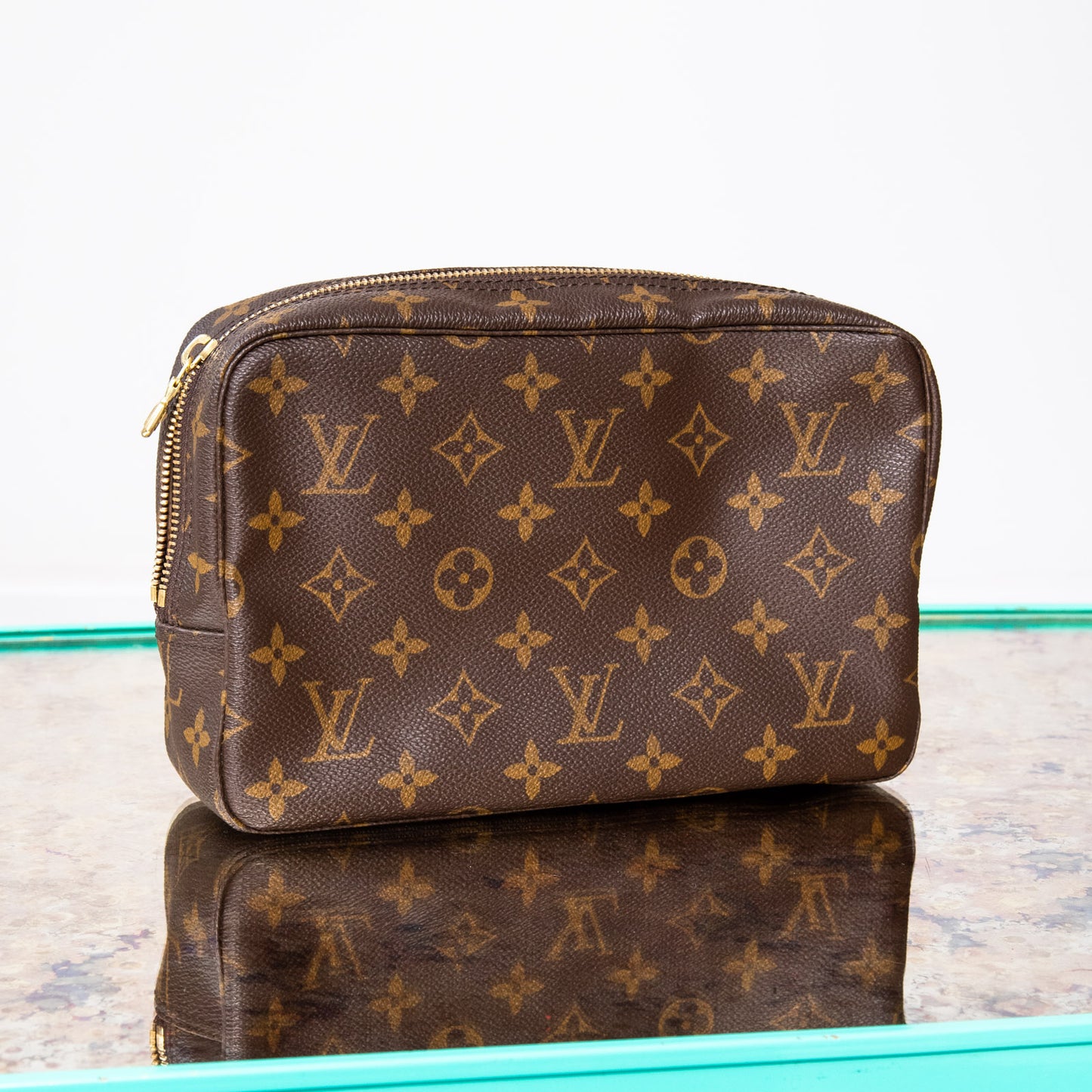 Louis Vuitton Vintage Monogram Trousse 23