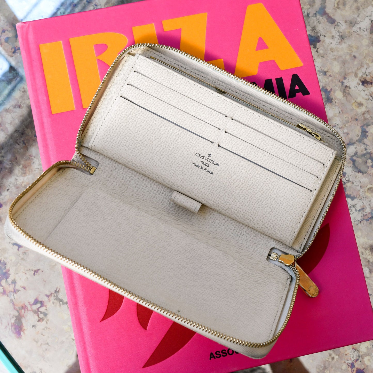 Louis Vuitton Damier Cream Zippy Organiser