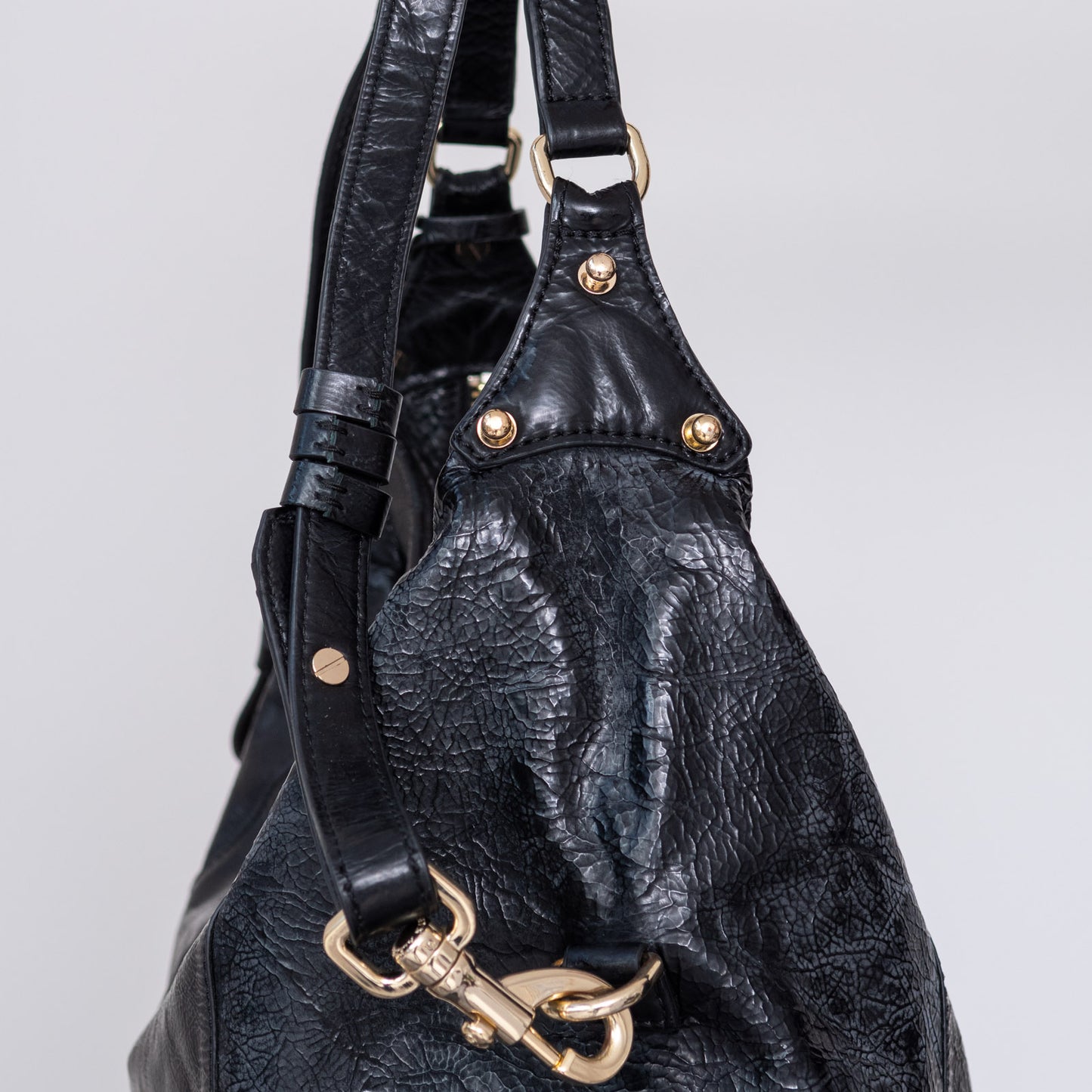 Alexander McQueen Black Leather Shoulder Bag With Gold Tone Hardware