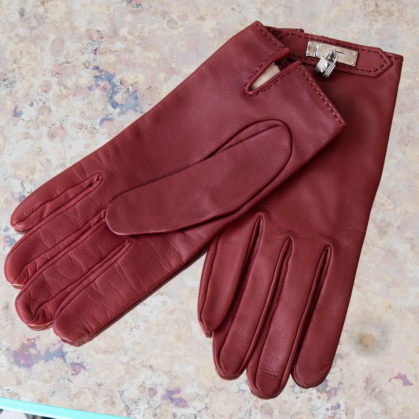 Hermes Red Lambskin Leather Soya Gloves Size 7.5