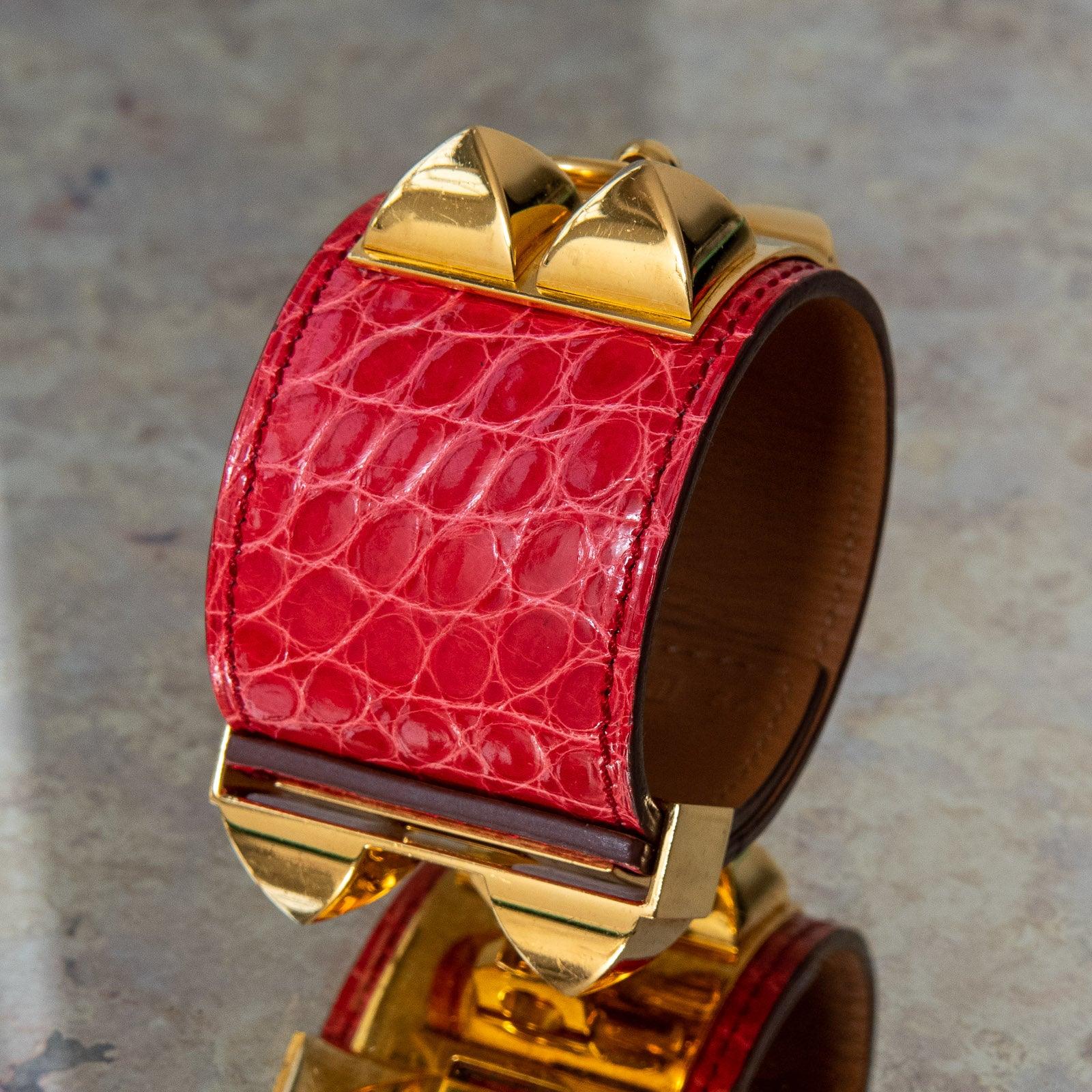 Collier de chien alligator bracelet Hermès Red in Alligator - 33654015