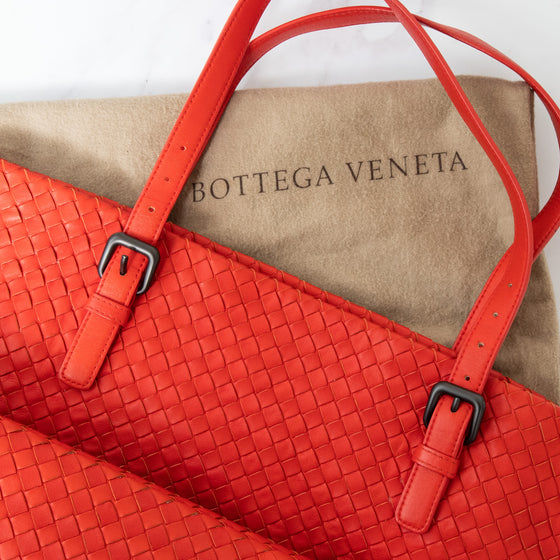 Bottega Veneta Red Intrecciato Woven Nappa Leather Cesta Tote Bag