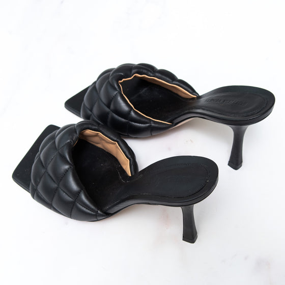 **UNUSED** Bottega Veneta Black Leather Lido Heel Sandals