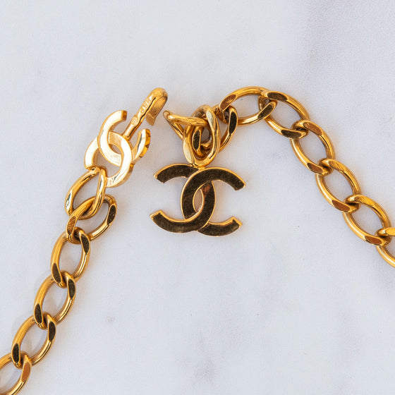 Chanel Vintage Gold Tone Chain Belt