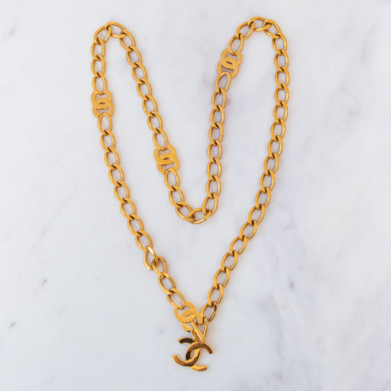 Chanel Vintage Gold Tone Chain Belt