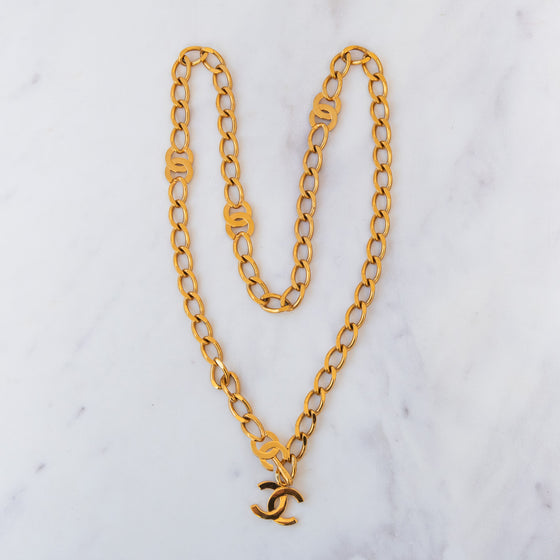 Chanel Vintage Gold Tone Chain Belt
