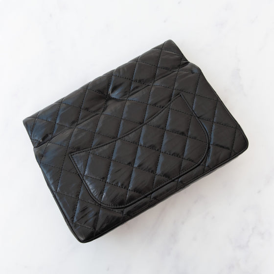 ** UNUSED ** Chanel 23A Clutch Bag Black