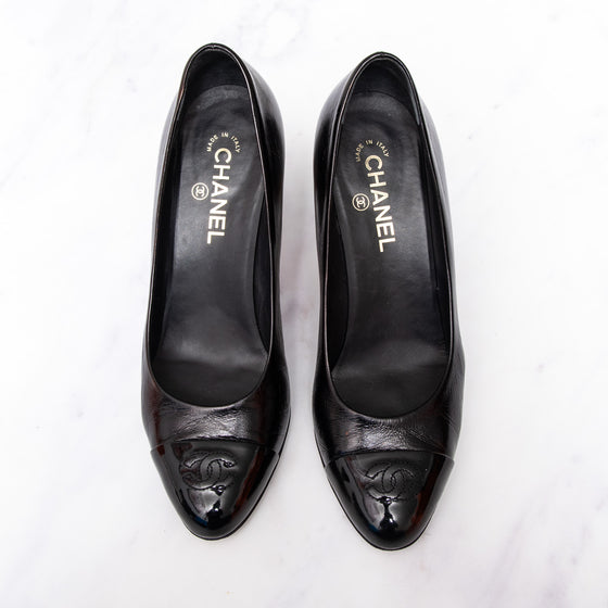Chanel Black Leather Pumps Patent Toe