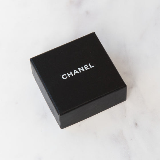 Chanel Vintage Cabochon Pearl CC  Drop Clip On Earrings