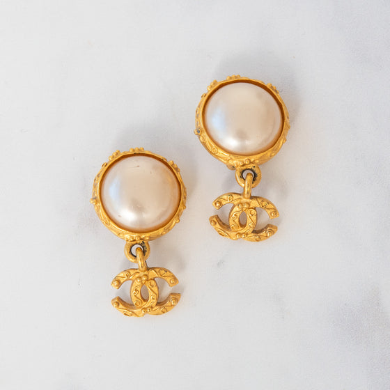 Chanel Vintage Cabochon Pearl CC  Drop Clip On Earrings