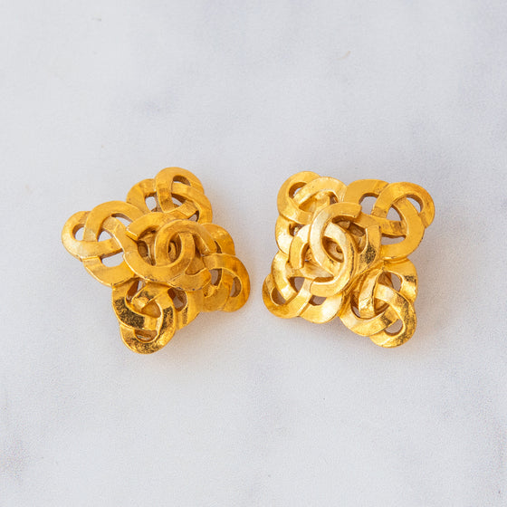 Chanel Vintage 97P Coco Mark Diamond Shape Gold Plated Clip On Earrings