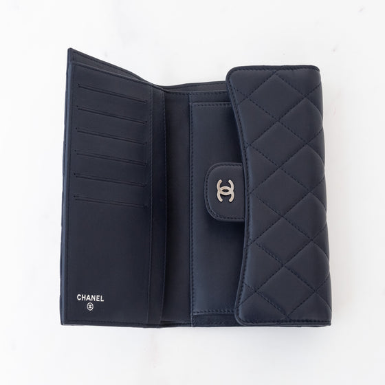 Chanel Navy Lambskin Leather Classic Flap Wallet