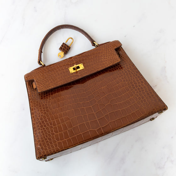 Hermes Vintage Kelly 28 Miel Crocodile Bag