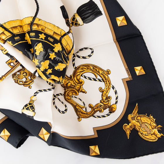 Hermès Les Cles Silk Scarf