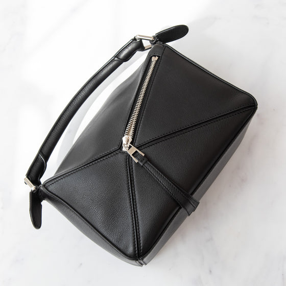 Loewe Black Puzzle Medium Leather Shoulder Bag