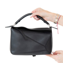  Loewe Black Puzzle Medium Leather Shoulder Bag