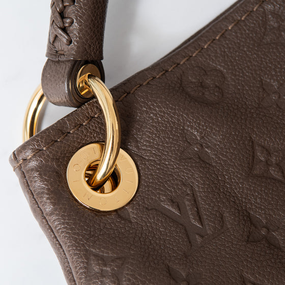 Louis Vuitton LV Monogram Artsy MM Bag