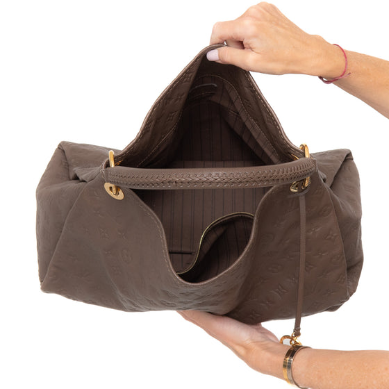 Louis Vuitton LV Monogram Artsy MM Bag