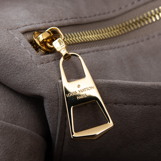 Louis Vuitton CarryAll MM Bag