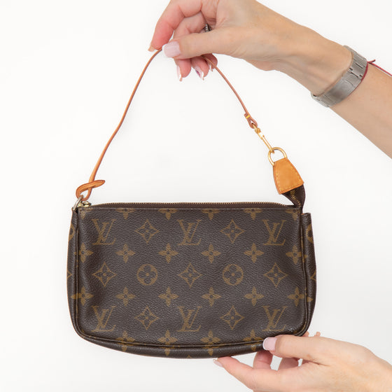 Louis Vuitton Monogram Pochette Accessoires Handbag