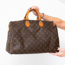  Louis Vuitton Speedy 40 Monogram Tote Bag