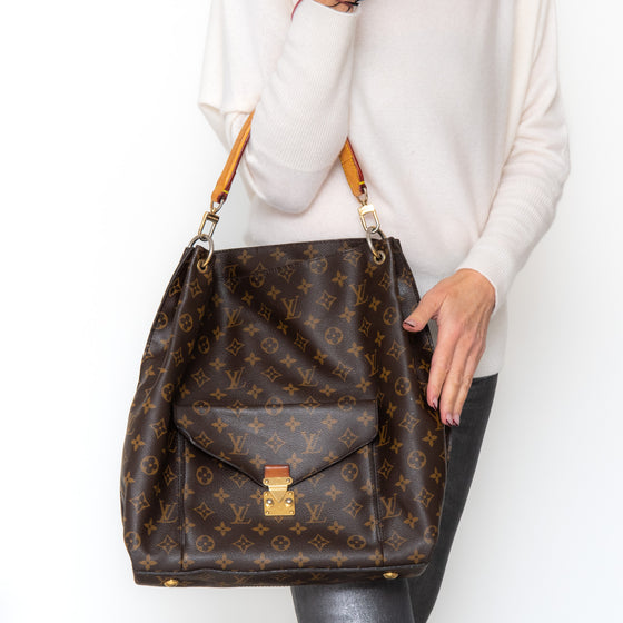 Louis Vuitton Metis Hobo Monogram Bag