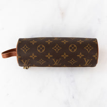  Louis Vuitton Monogram Trousse Ronde Pouch