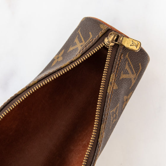 Louis Vuitton Monogram Trousse Ronde Pouch