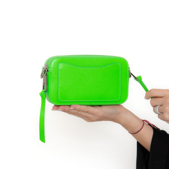 Marc Jacobs The Utility Snapshot Apple Green Bag