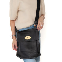  Mulberry Antony Black Leather Cross Body Bag