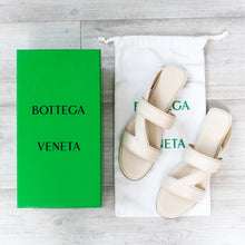  Bottega Veneta  Vienna Cream Slider Sandals