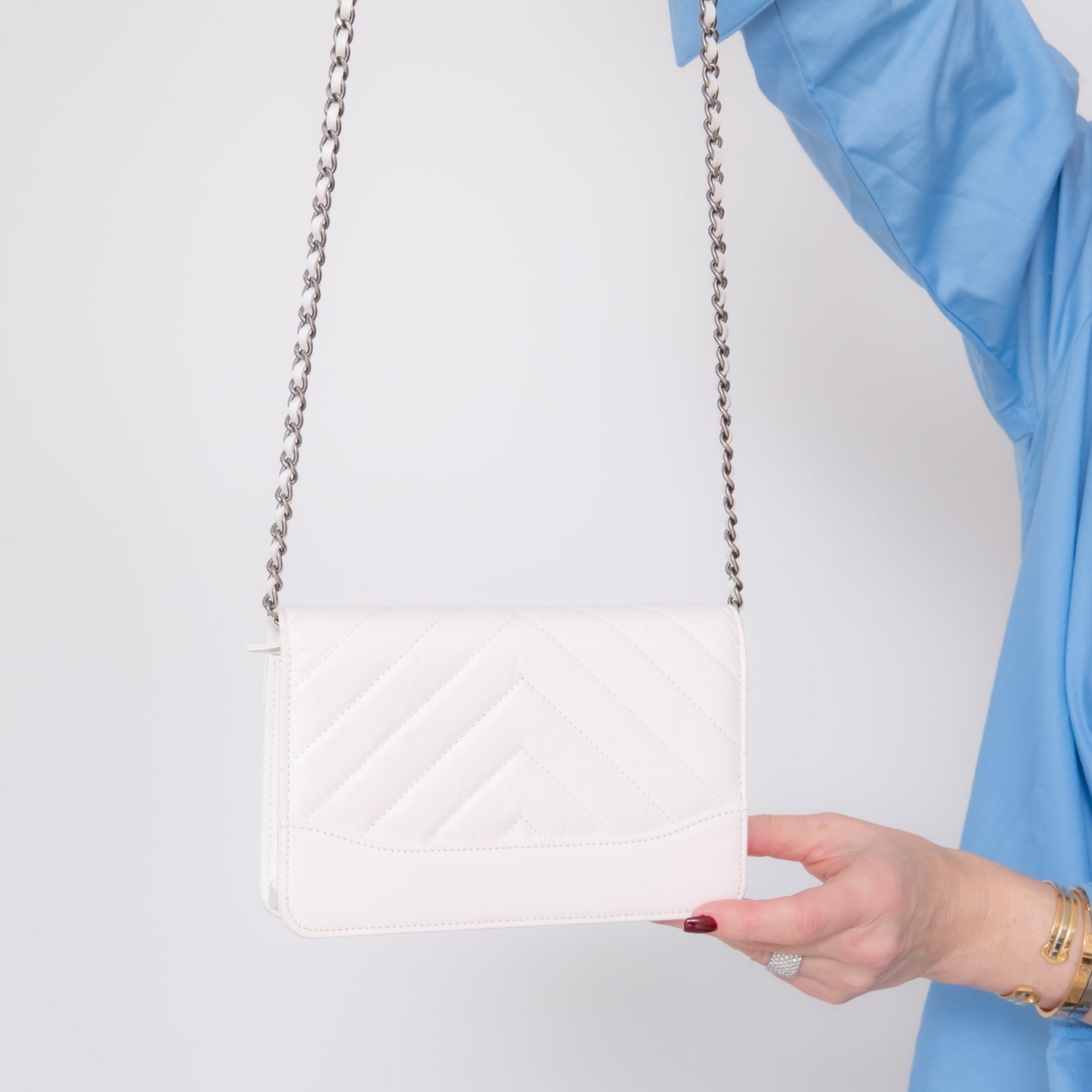 Chanel White Chevron Gabrielle Wallet On Chain Bag - EVEYSPRELOVED