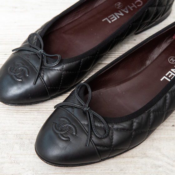 Chanel Black Quilted Ballet Shoes