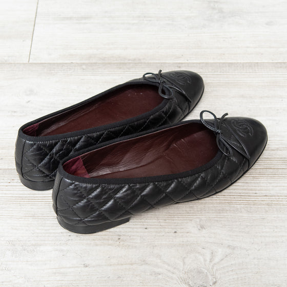 Chanel Black Quilted Ballet Shoes