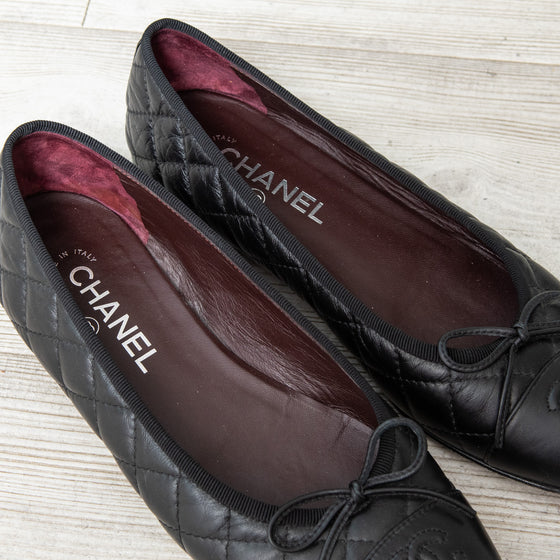 Chanel Black Quilted Ballet Shoes
