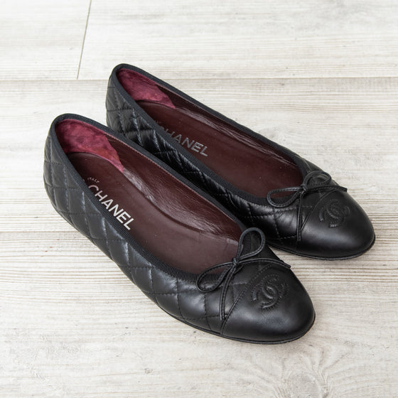 Chanel Black Quilted Ballet Shoes