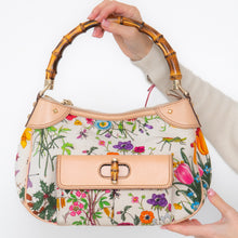  Gucci Bamboo Handle Floral Canvas Shoulder Bag