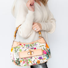  Gucci Bamboo Handle Floral Canvas Shoulder Bag