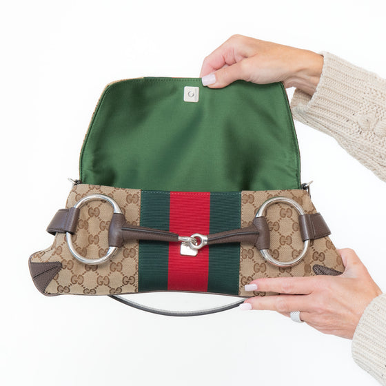 Gucci Beige And Ebony Horsebit Chain Medium Shoulder Bag