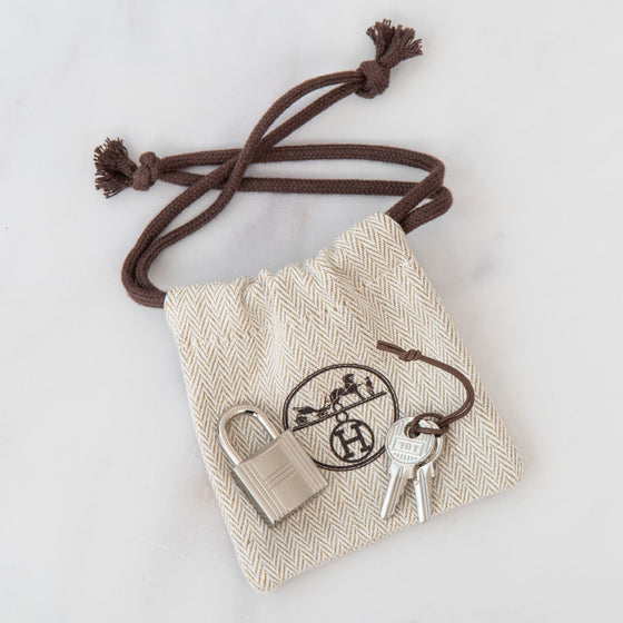 **UNUSED** Hermes Picotin Lock 18 Black Clemence Leather Palladium Tone Hardware 2025