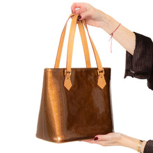  Louis Vuitton Monogram Vernis Houston Tote Bag