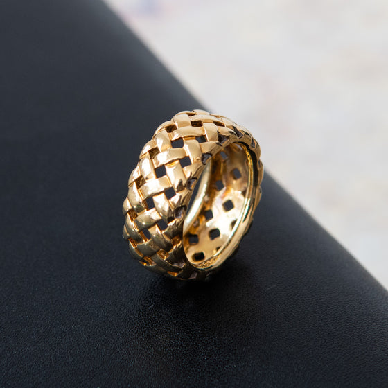 Tiffany and Co Yellow Gold Basket Ring