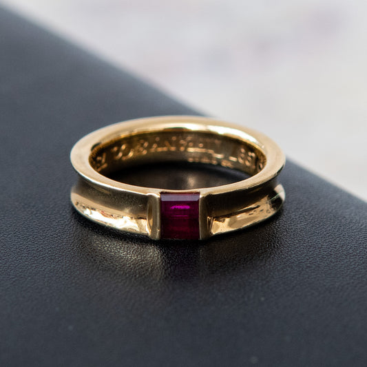 Tiffany and Co Yellow Gold Ring  Ruby Stone