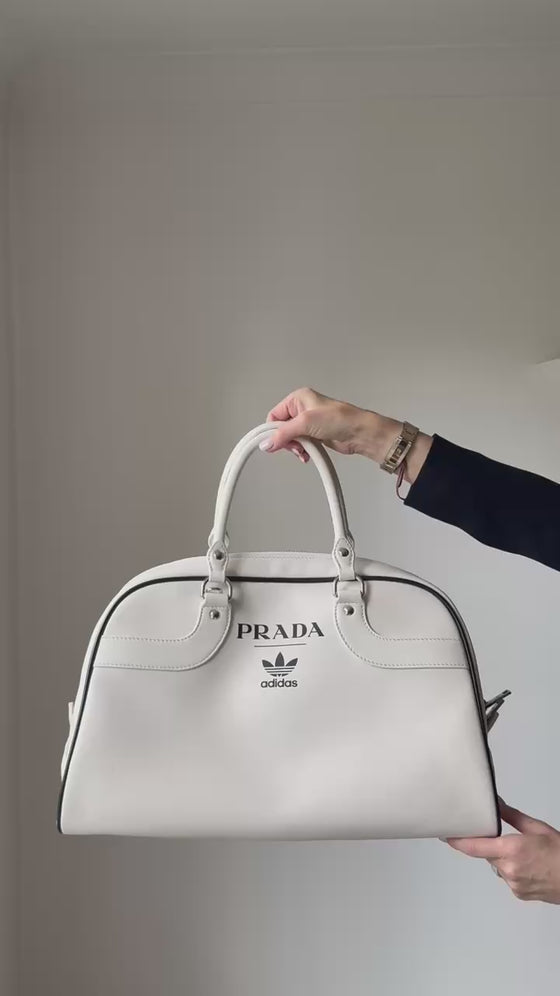 Bowling Leather // Prada BAG HAND BOSTON BOWLING LEATHER PRADA バッグ Bag Consignment VSP – バッグ