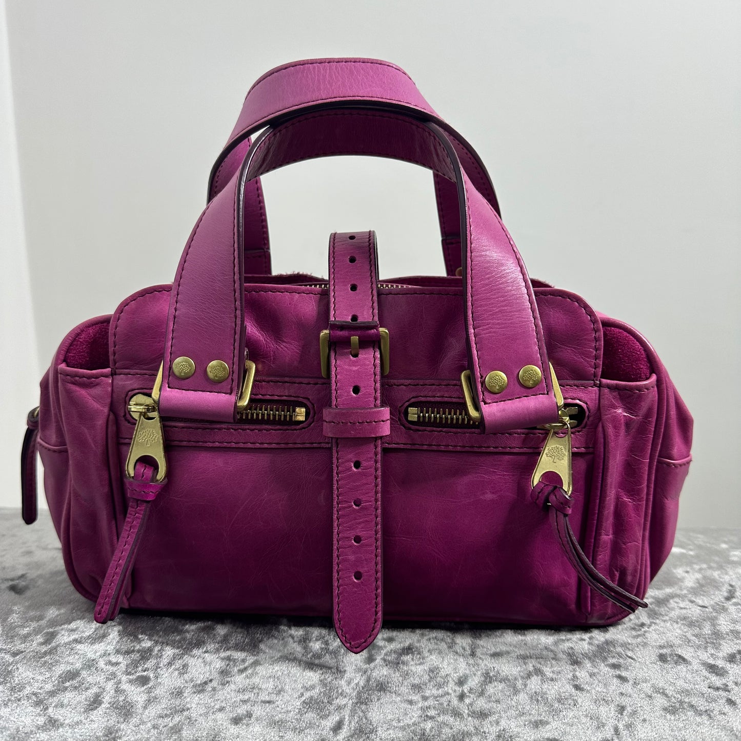 Mulberry Small Mabel In Fuschia Lightweight Antique